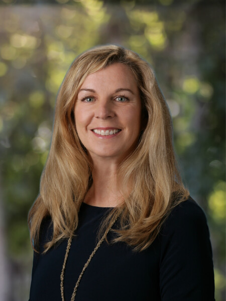 patti mcfarland headshot website resized